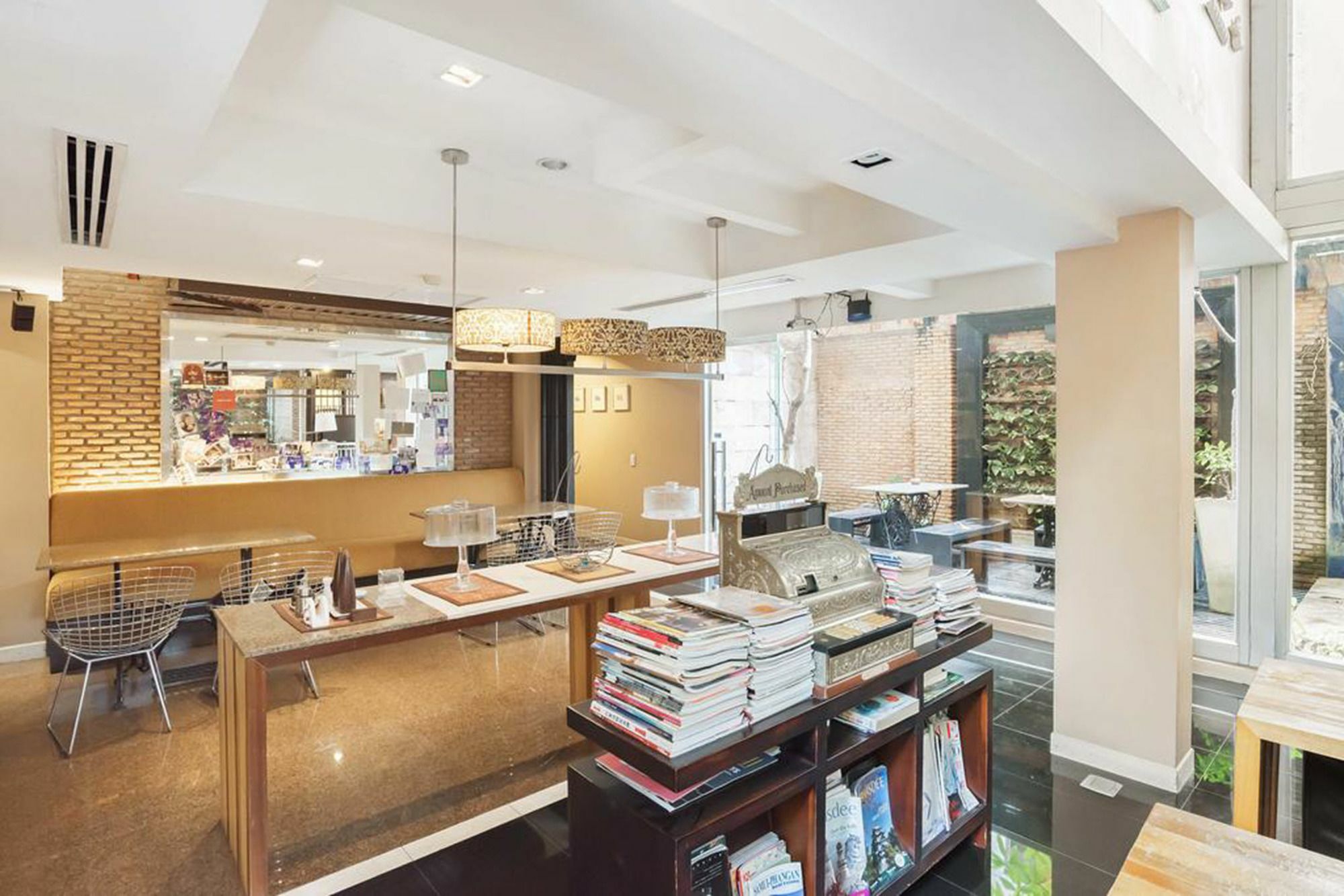 Saladaeng By Favstay Apartment