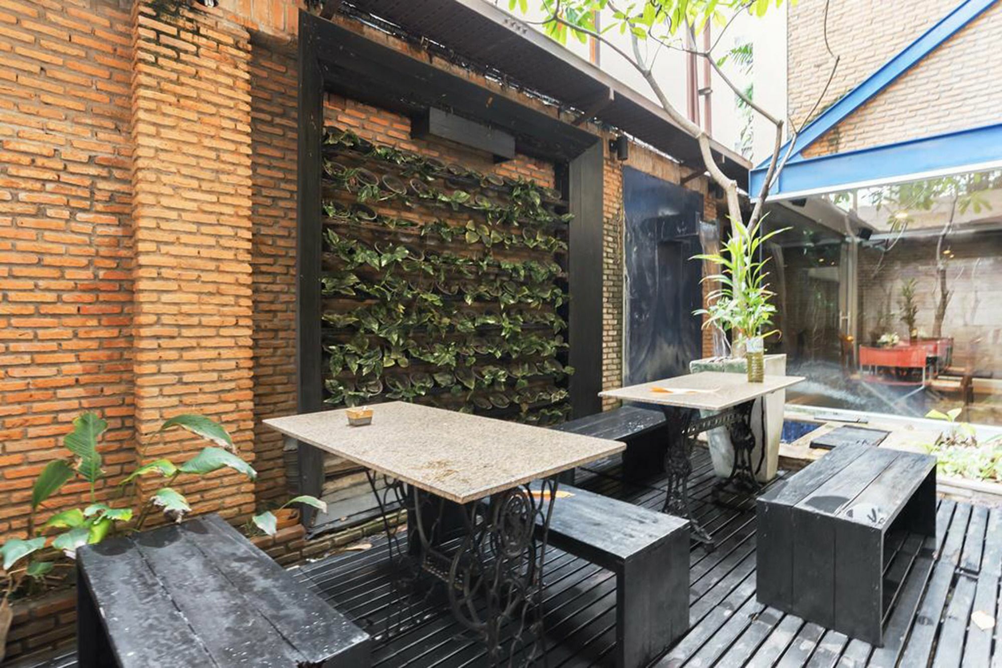 Saladaeng By Favstay Apartment Bangkok